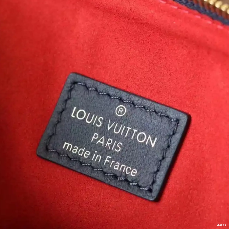 2209DJ0023 Bag LV 0522